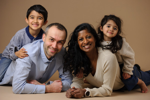 Séance photos de famille au studio