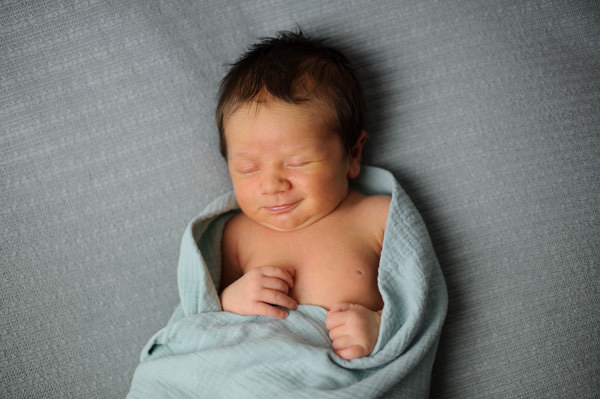 Séance photos de naissance au studio